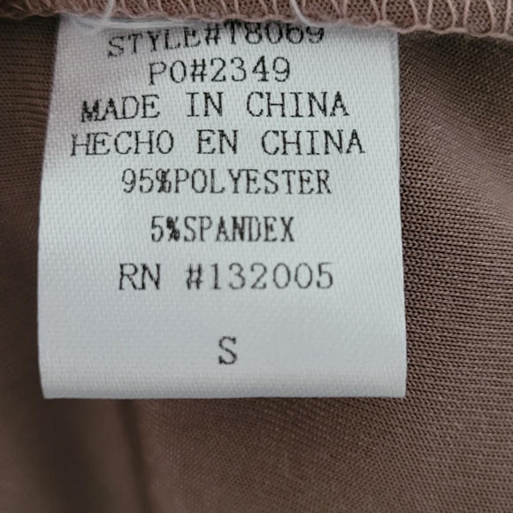 Entro Velvet Off the Shoulder Top - Picture 5 of 6